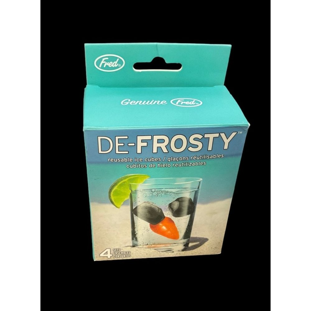 DE-FROSTY HOLIDAY REUSABLE ICE CUBES CARROTS AND COAL‎ NEW